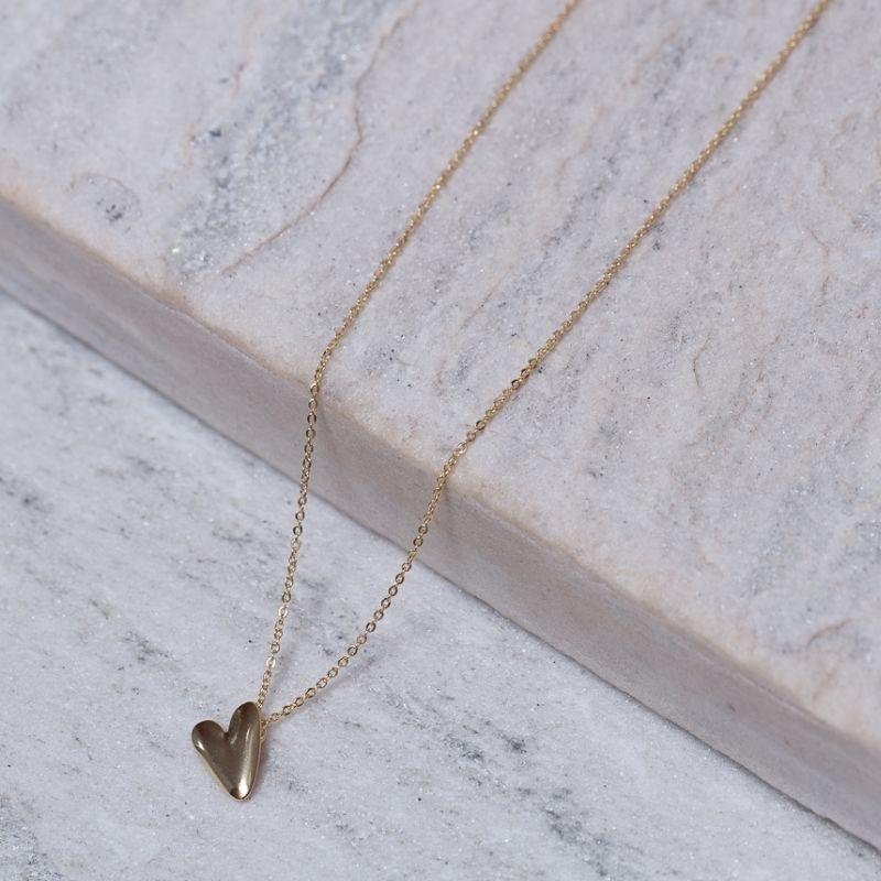 COLAR CORAÇÃO LISO BANHO OURO 18K