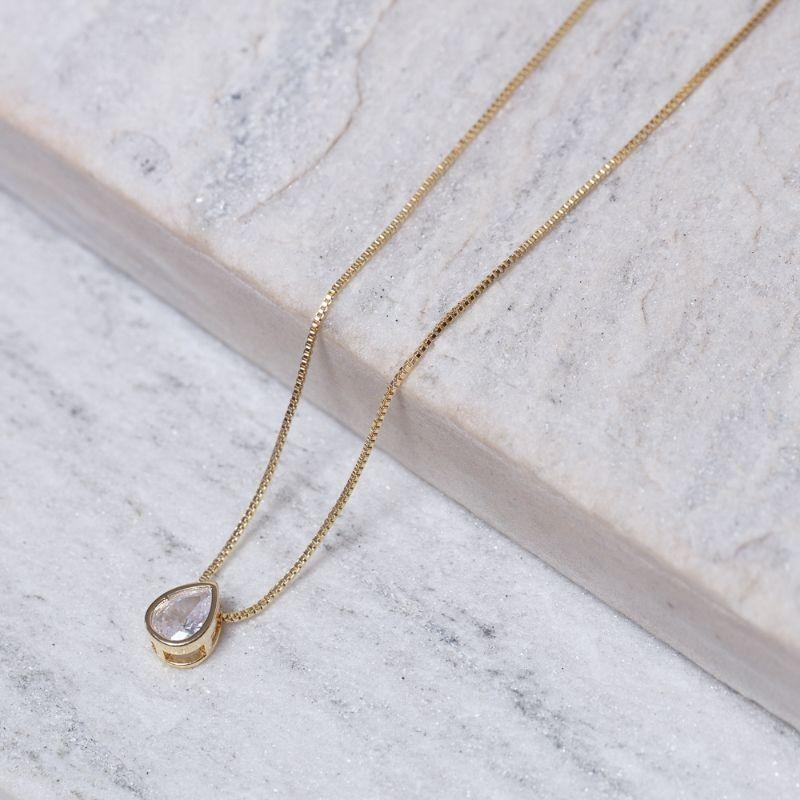 COLAR GOTA CRISTAL BANHO OURO 18K