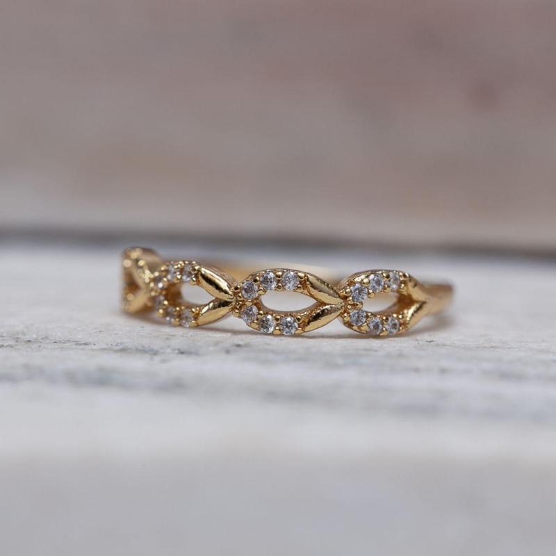 ANEL CORRENTE CRAVEJADA CT BANHO OURO 18K