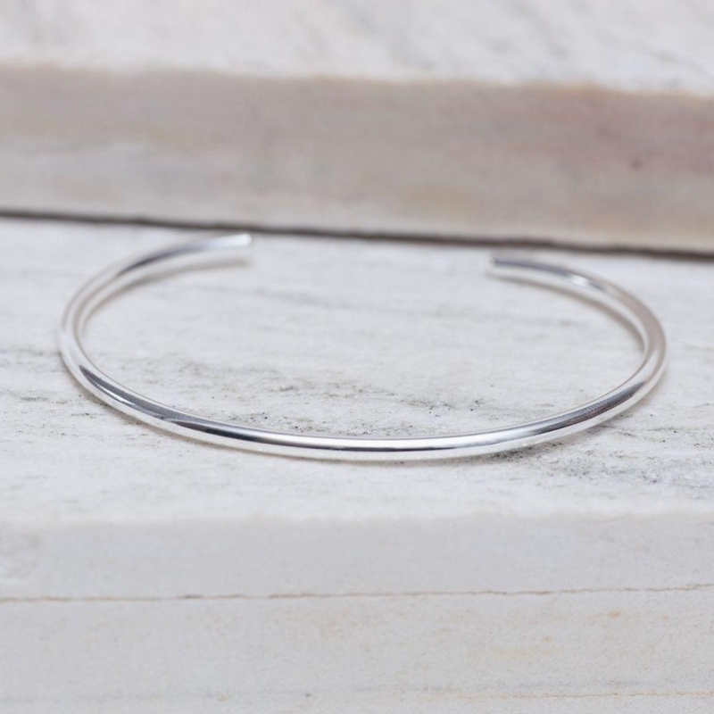 BRACELETE FINO LISO BANHO PRATA