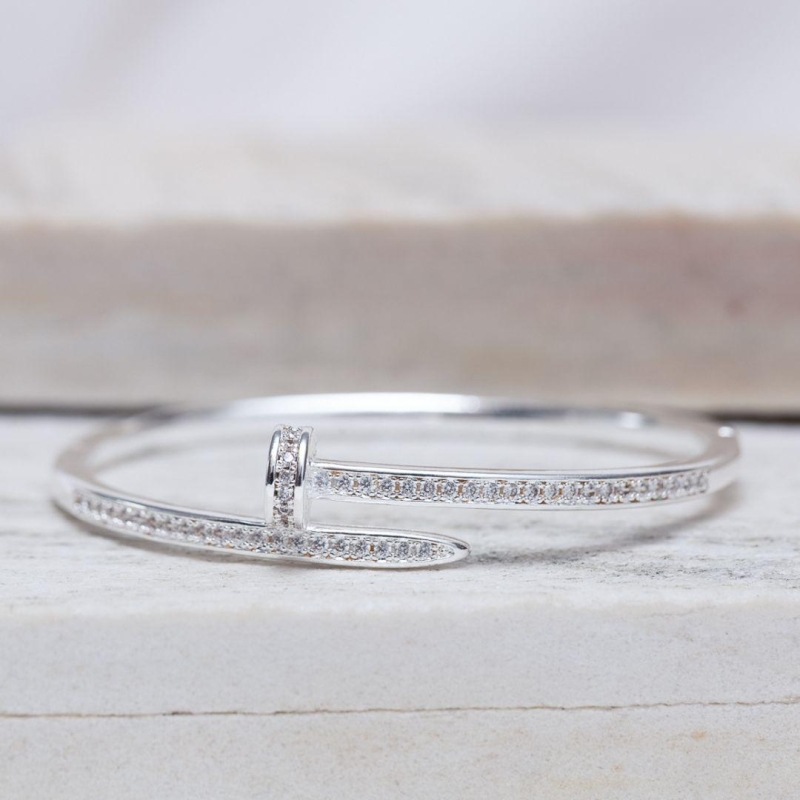 BRACELETE PREGO CRAVEJADO BANHO PRATA