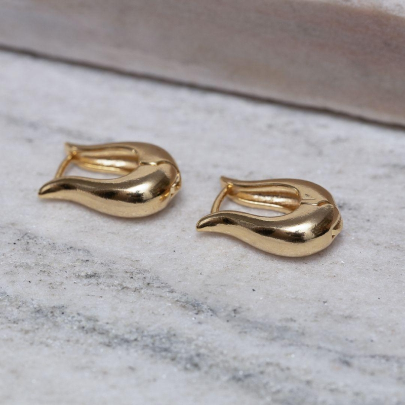 BRINCO ARGOLA HARPA M LISA BANHO OURO 18K