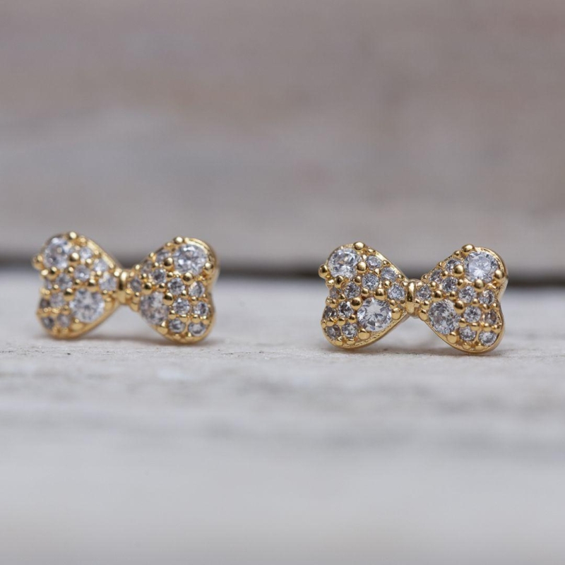 BRINCO LAÇO CRAVEJADO BANHO OURO 18K