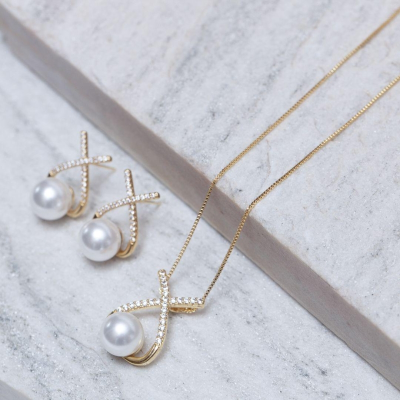 CONJUNTO X COM PÉROLA BANHO OURO 18K