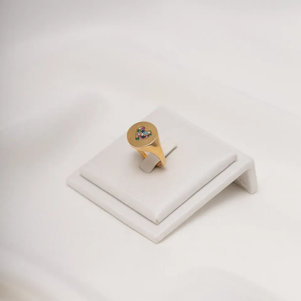ANEL CORAÇÃO COM ZIRCÔNIA COLORIDA BANHO OURO 18K