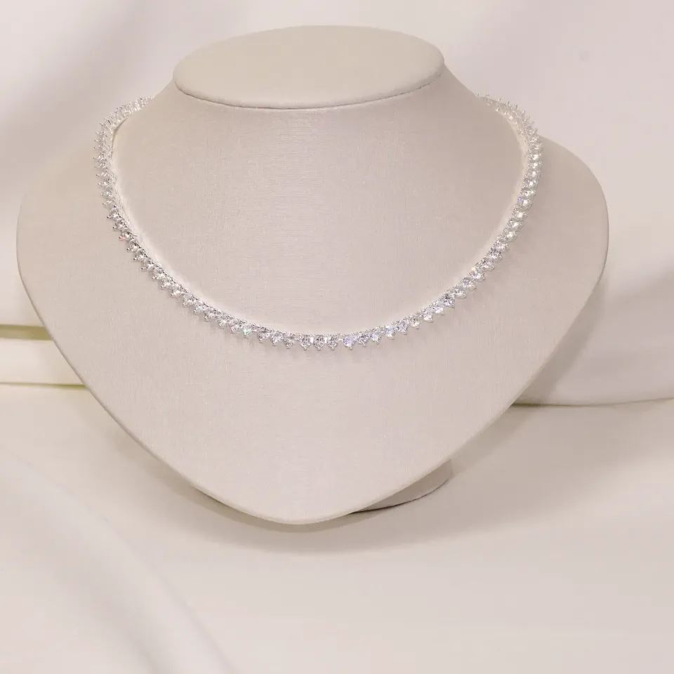 COLAR RIVIERA CRISTAL CORAÇÃO BANHO PRATA
