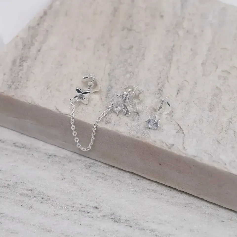 BRINCO EAR CUFF FLOR COM CORRENTE BANHO PRATA