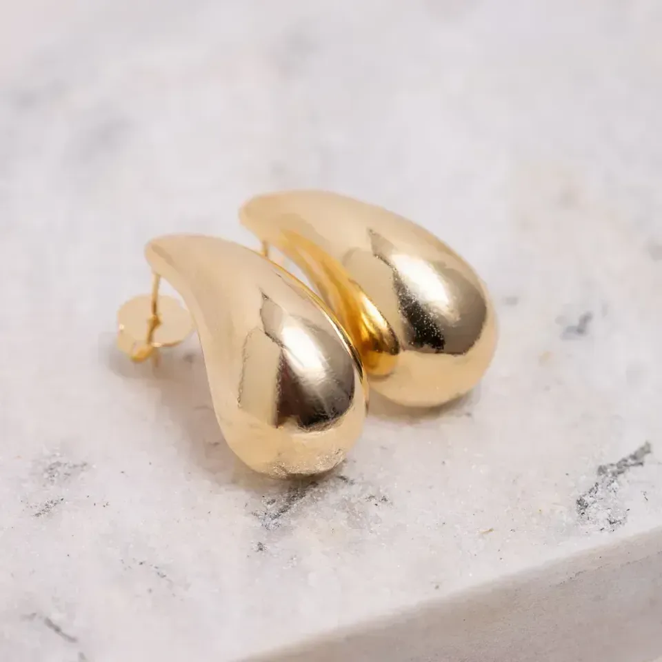 BRINCO GOTA OCA G LISA BANHO OURO 18K