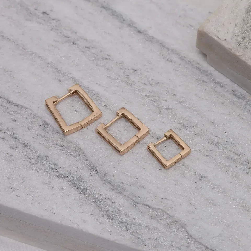 BRINCO TRIO ARGOLA QUADRADA COM ZIRCÔNIAS BANHO ROSÉ