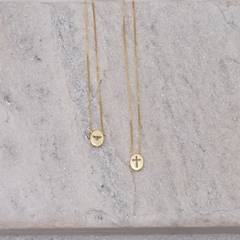 COLAR ESCAPULÁRIO ESPÍRITO SANTO E CRUZ  BANHO OURO 18K