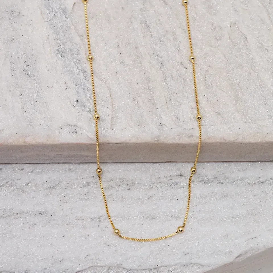 COLAR LONGO VENEZIANA COM BOLINHAS BANHO OURO 18K