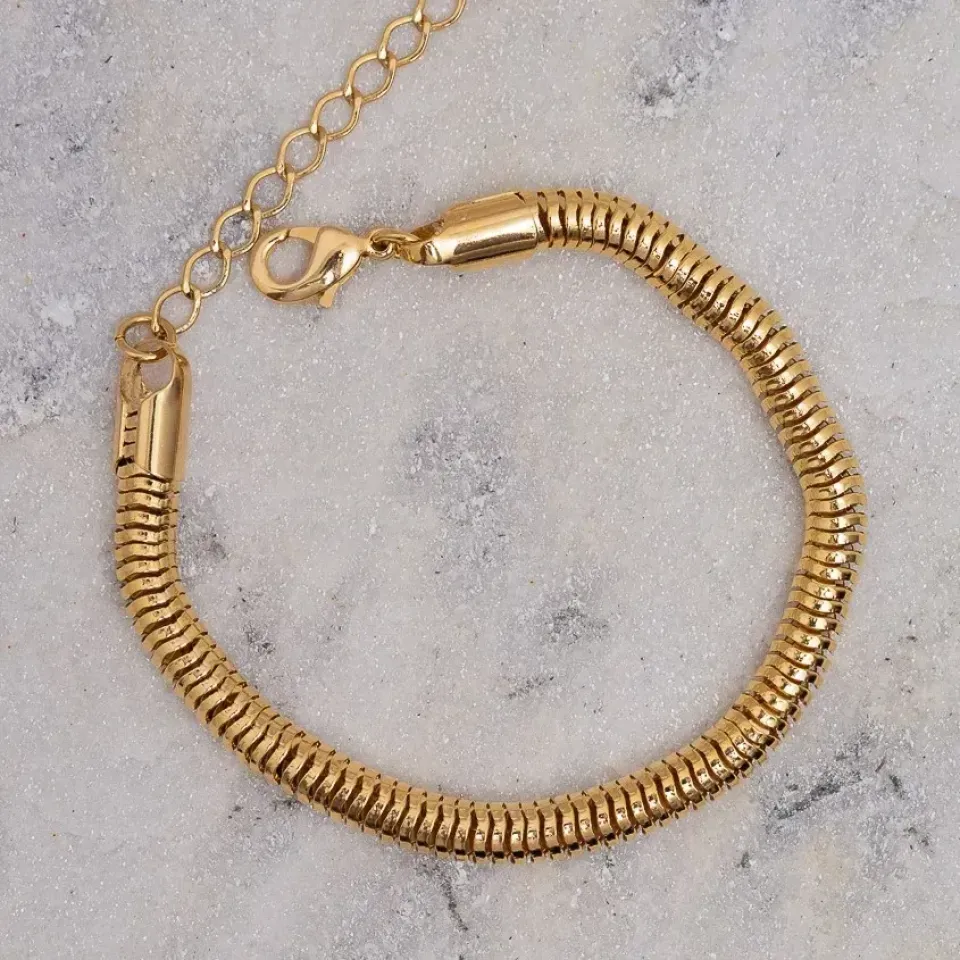 PULSEIRA FIO ALEMÃO OCO M BANHO OURO 18K