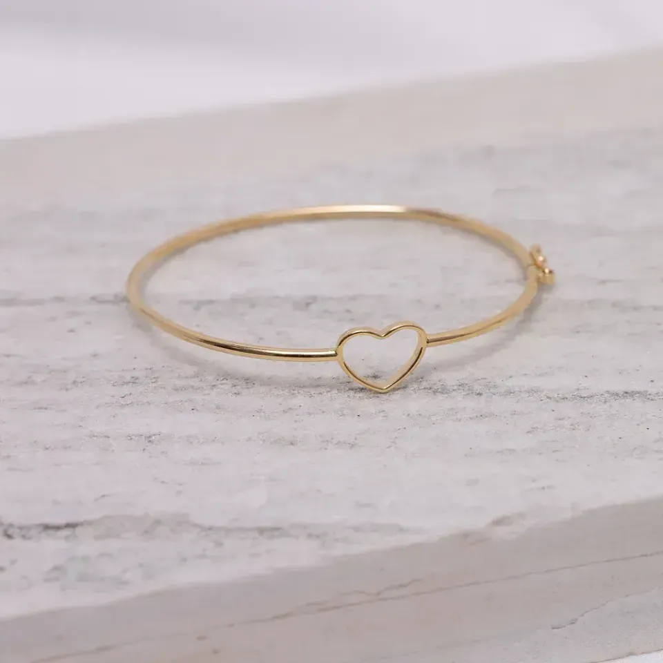 BRACELETE CORAÇÃO FECHO JOIA BANHO OURO 18K