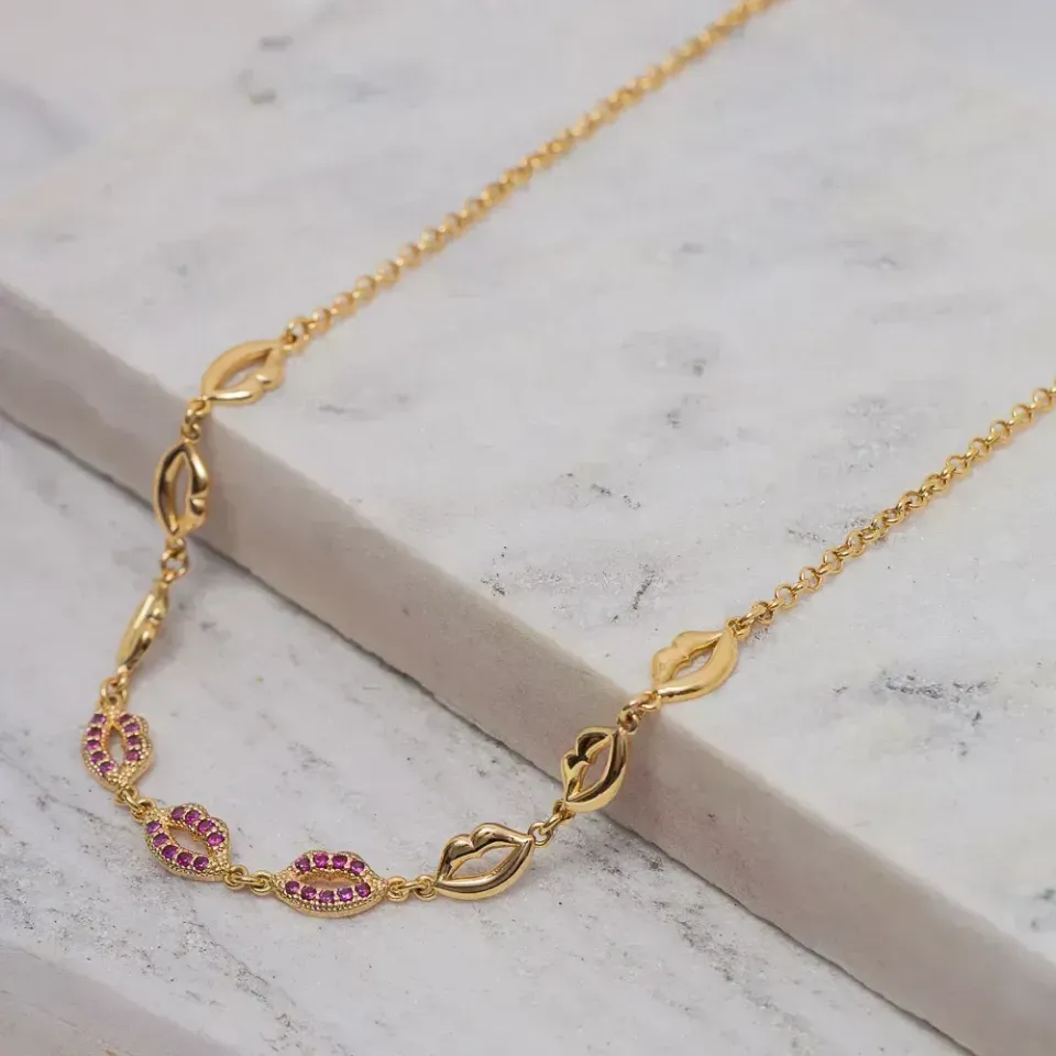 CHOKER BOCA CRAVEJADA COM ZIRCÔNIAS PINK BANHO OURO 18K