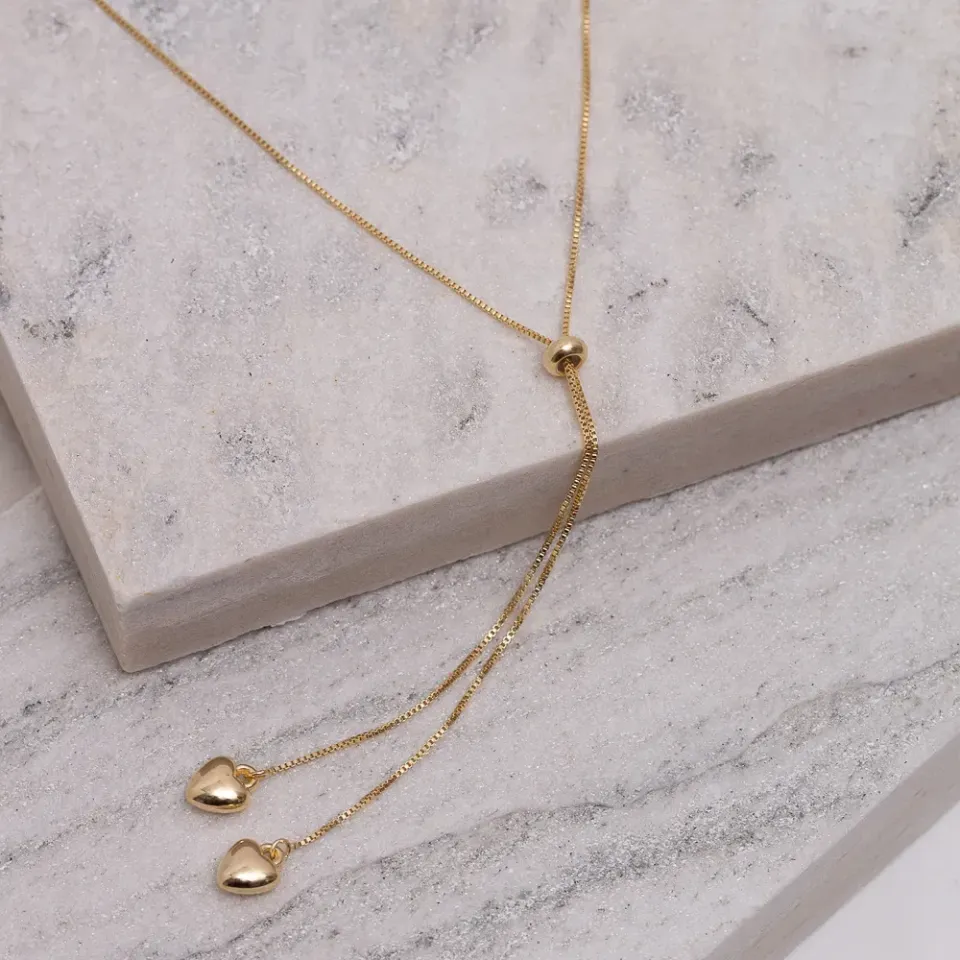 COLAR GRAVATA COM CORAÇÕES BANHO OURO 18K