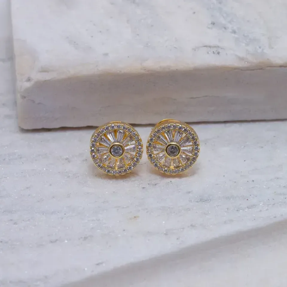 BRINCO PIZZA CRAVEJADO COM ZIRCÔNIAS CRISTAIS BANHO OURO 18K