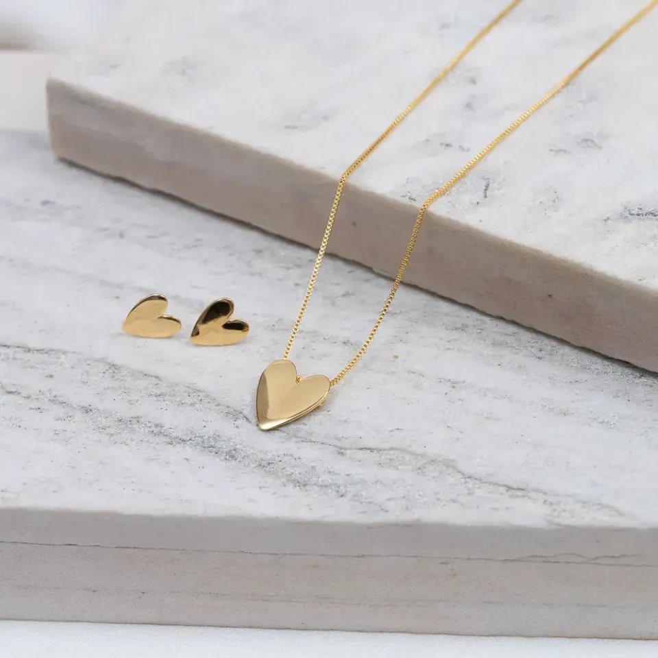 CONJUNTO CORAÇÃO LISO BANHO OURO 18K