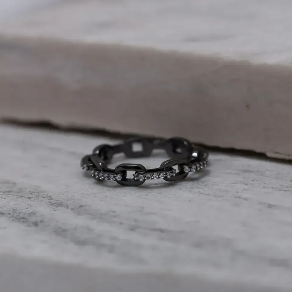 ANEL CARTIER COM ZIRCÔNIAS BANHO RÓDIO NEGRO