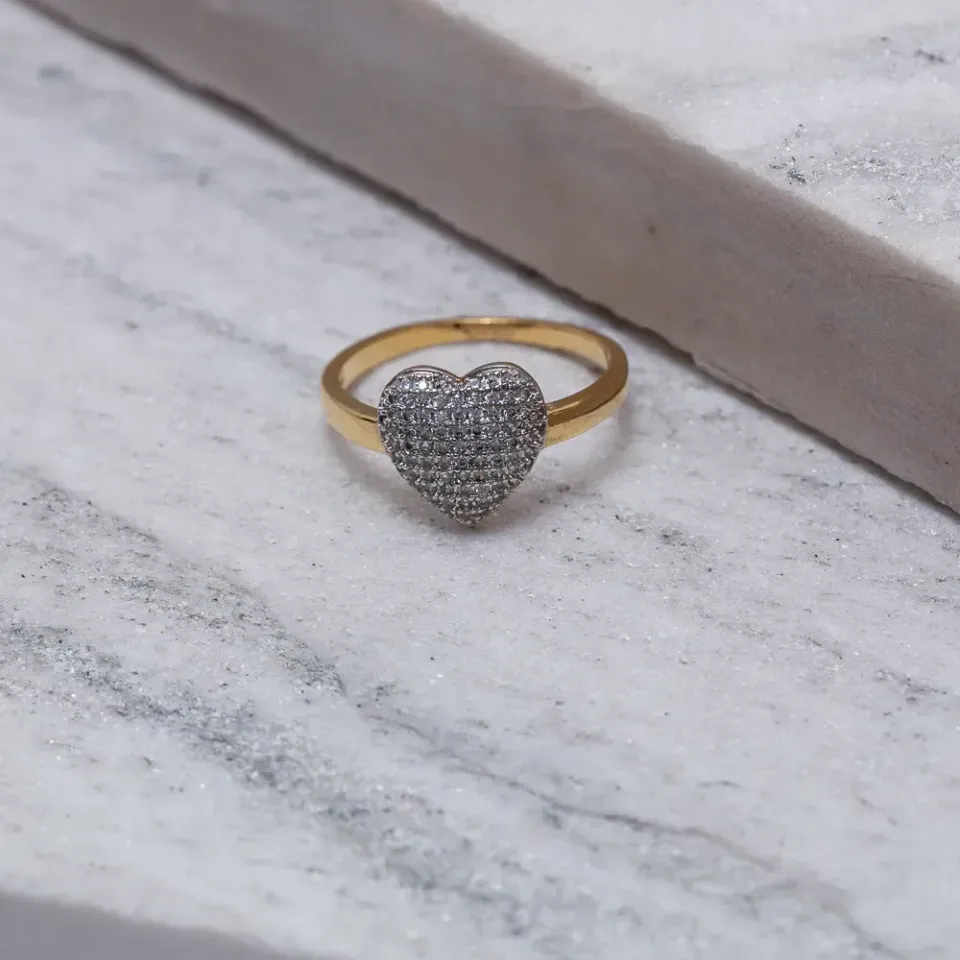 ANEL CORAÇÃO COM CANETA RÓDIO BRANCO E ZIRCÔNIAS BANHO OURO 18K