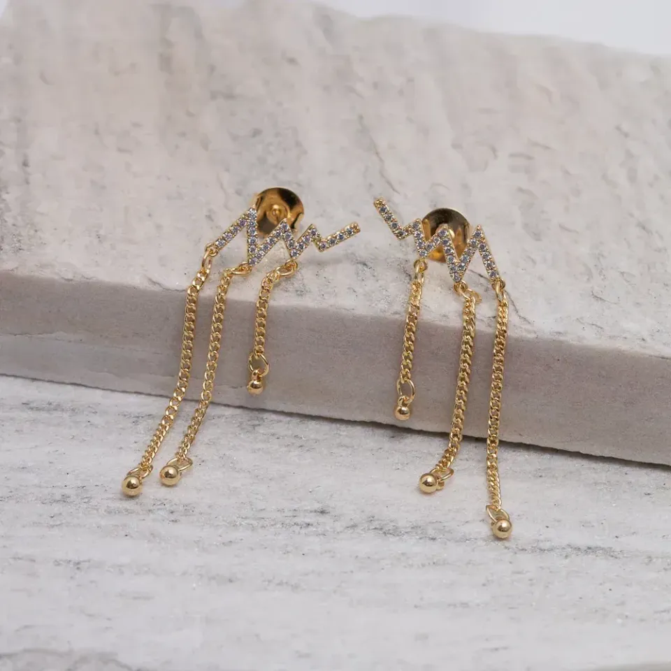BRINCO RAIO FRANJA CRAVEJADO E COM CANETA RÓDIO BRANCO BANHO OURO 18K