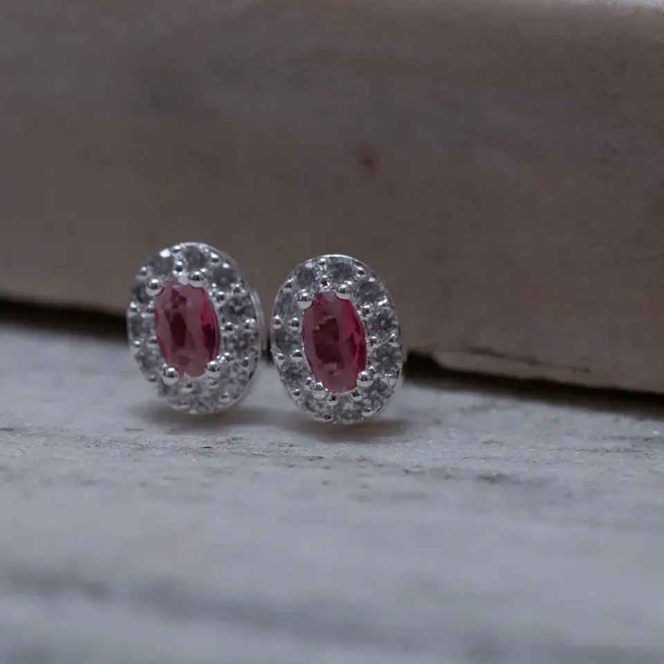 BRINCO PONTO LUZ OVAL PEDRA ROSA CLARO BANHO PRATA