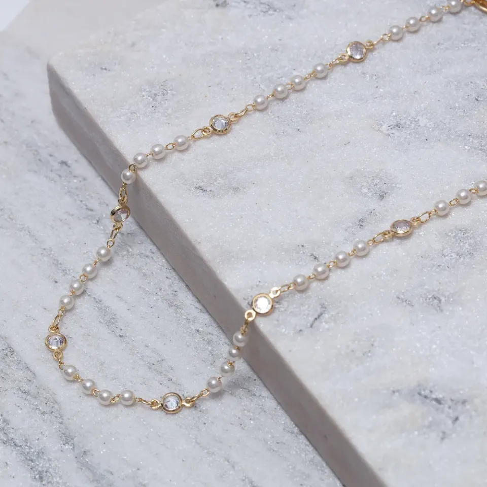 CHOKER PÉROLA COM ZIRCÔNIAS CRISTAIS BANHO OURO 18K