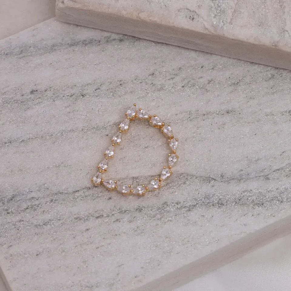 PINGENTE LETRA D EM ZIRCÔNIA BANHO OURO 18K