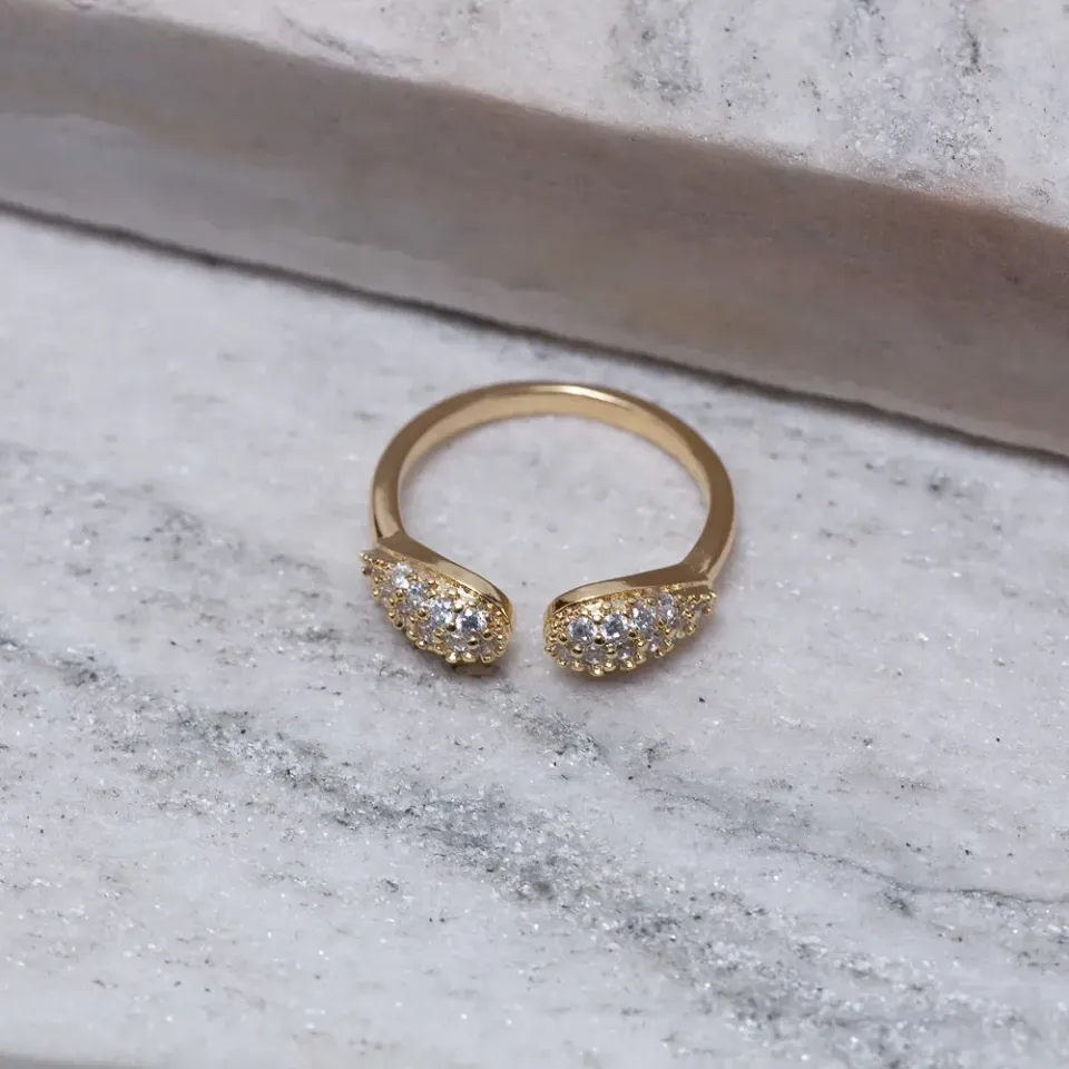 ANEL GOTAS CRAVEJADAS REGULÁVEL BANHO OURO 18K