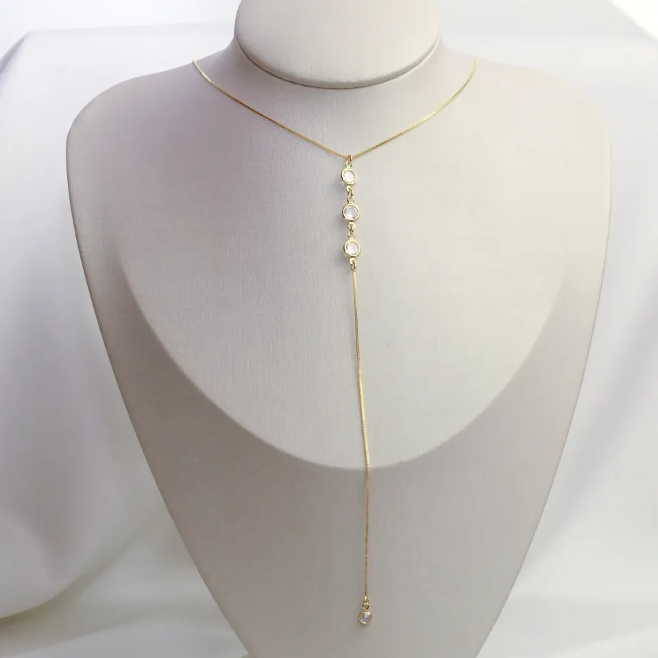 COLAR GRAVATA COM 4 ZIRCÔNIAS  BANHO OURO 18K