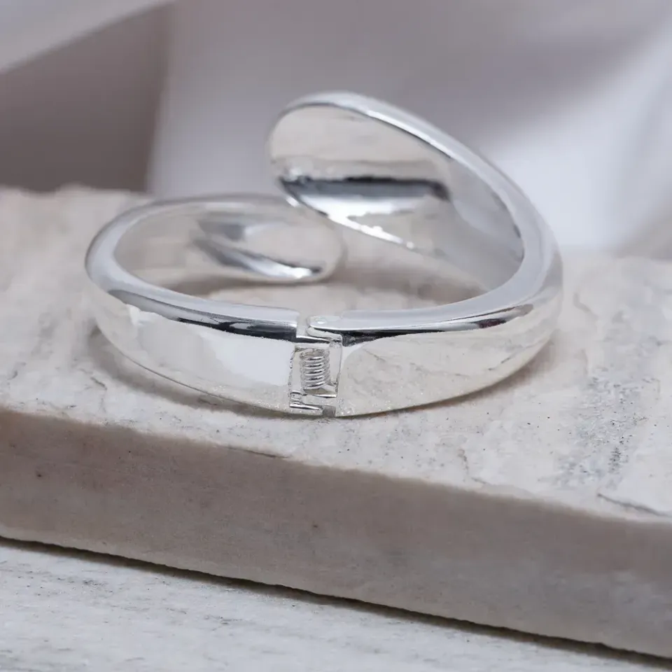 BRACELETE ABAULADO ABERTO BANHO PRATA