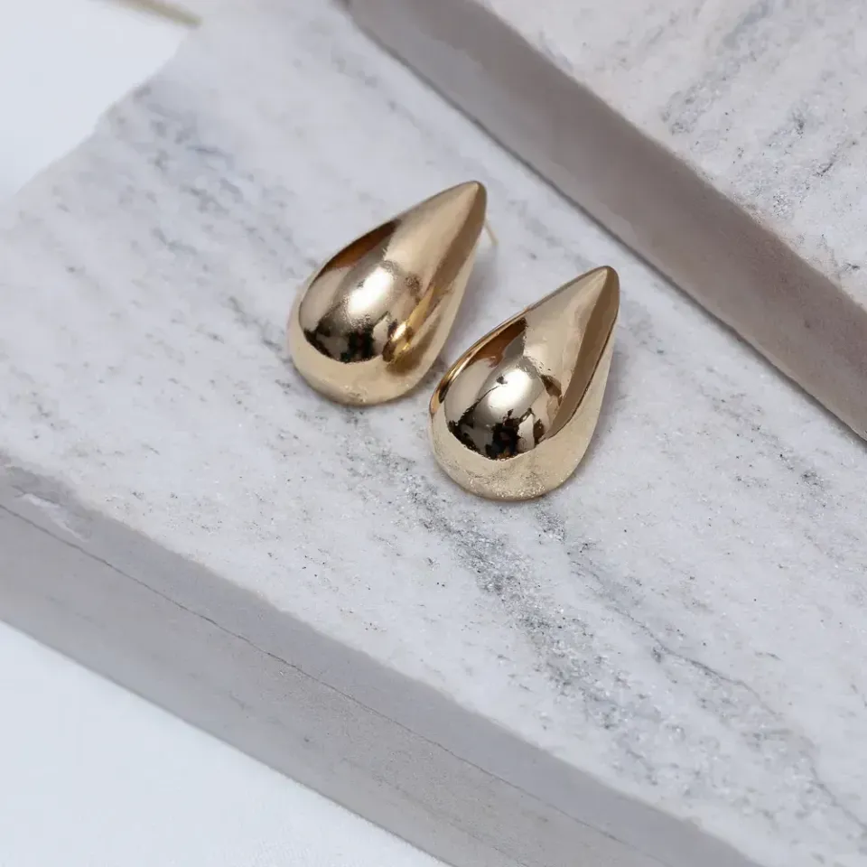 BRINCO GOTA G OCA BANHO OURO 18K