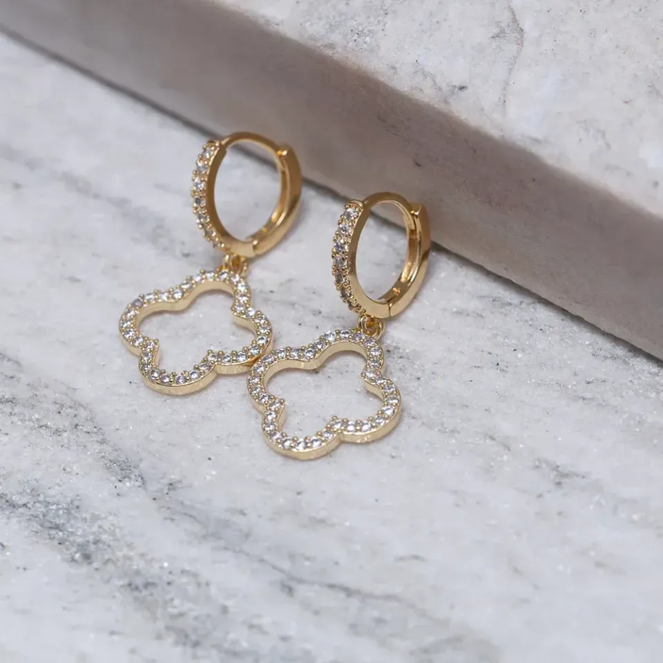 BRINCO ARGOLA VIRGINIA G VAZADO BANHO OURO 18K