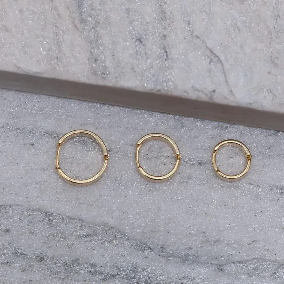 BRINCO ARGOLA P LISA TRIO BANHO OURO 18K