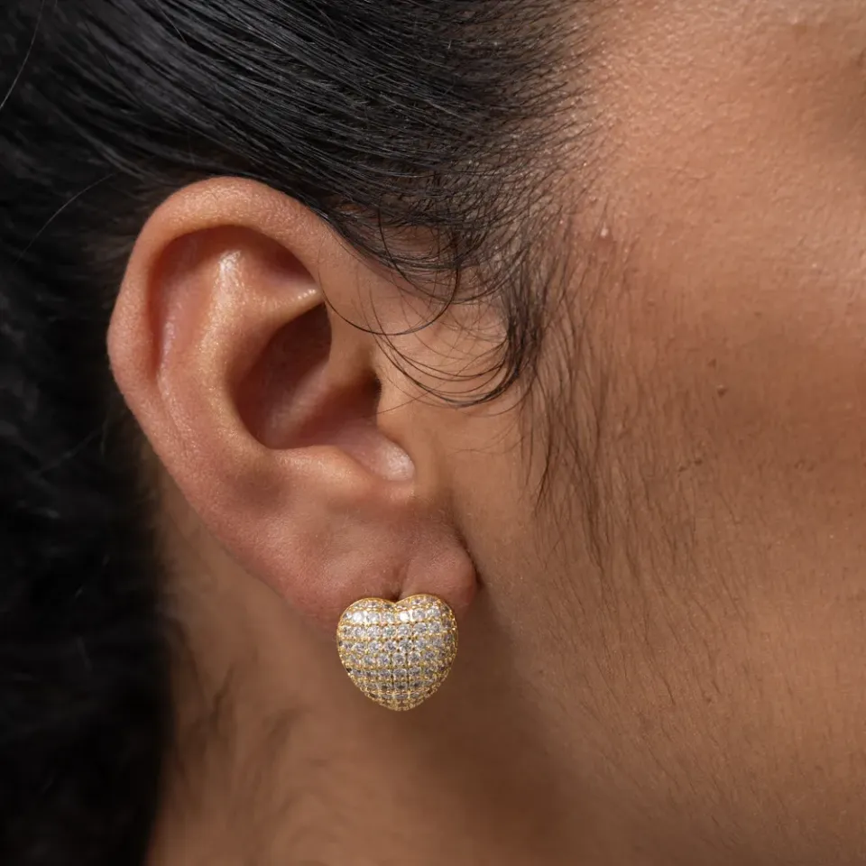 BRINCO ARGOLA CORAÇÃO COM ZIRCÔNIAS CRISTAIS BANHO OURO 18K