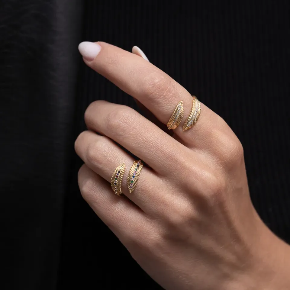 ANEL FOLHA COM ZIRCÔNIAS COLORIDAS REGULÁVEL BANHO OURO 18K