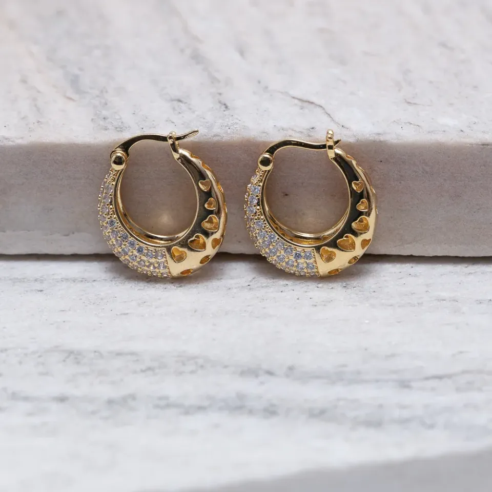 BRINCO ARGOLA CRAVEJADA CRISTAL FECHO JOIA BANHO OURO 18K