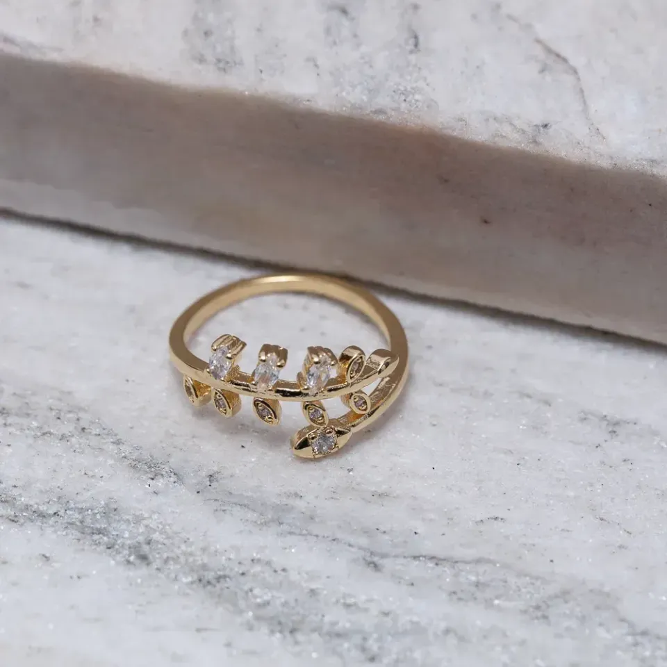 ANEL RAMINHOS COM ZIRCÔNIAS CRISTAIS BANHO OURO 18K