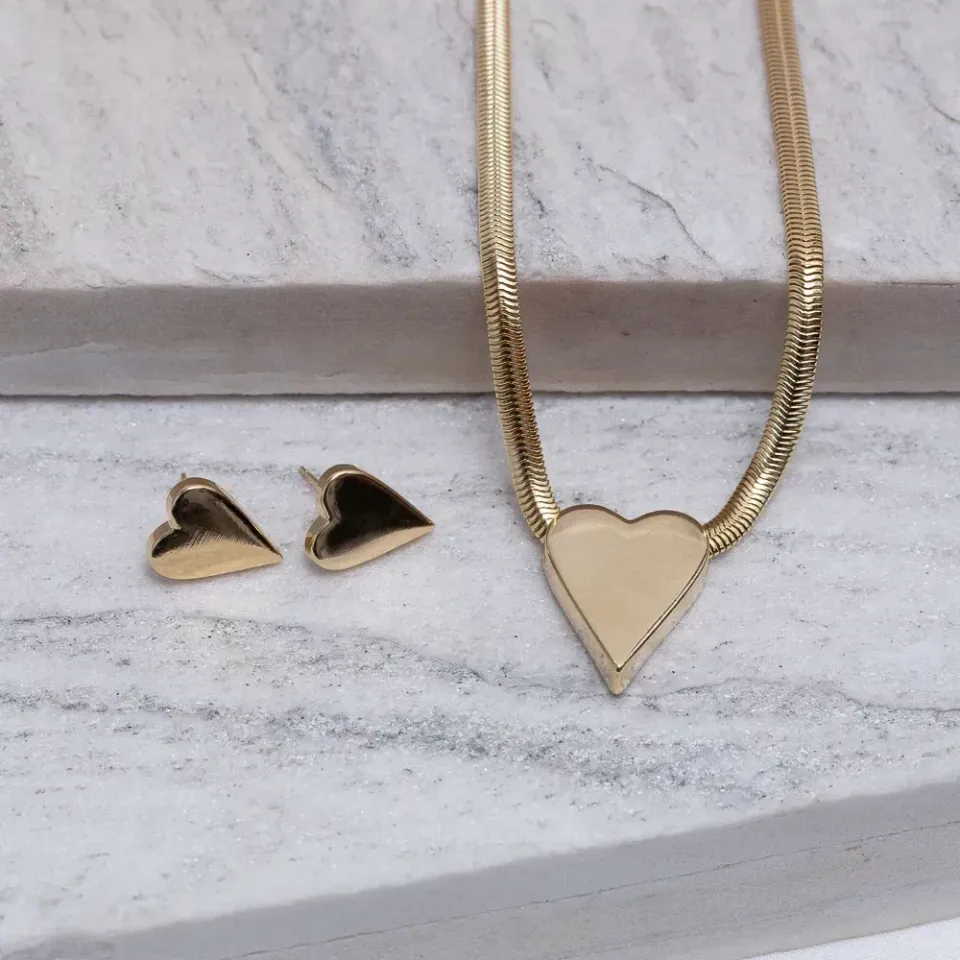 CONJUNTO FIO ALEMÃO COM CORAÇÃO DOURADO BANHO OURO 18K