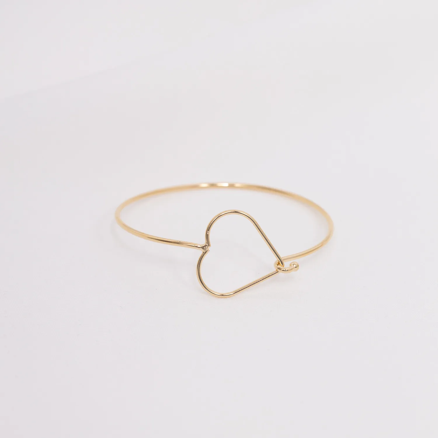 BRACELETE  LISO CORAÇÃO BANHO OURO 18K