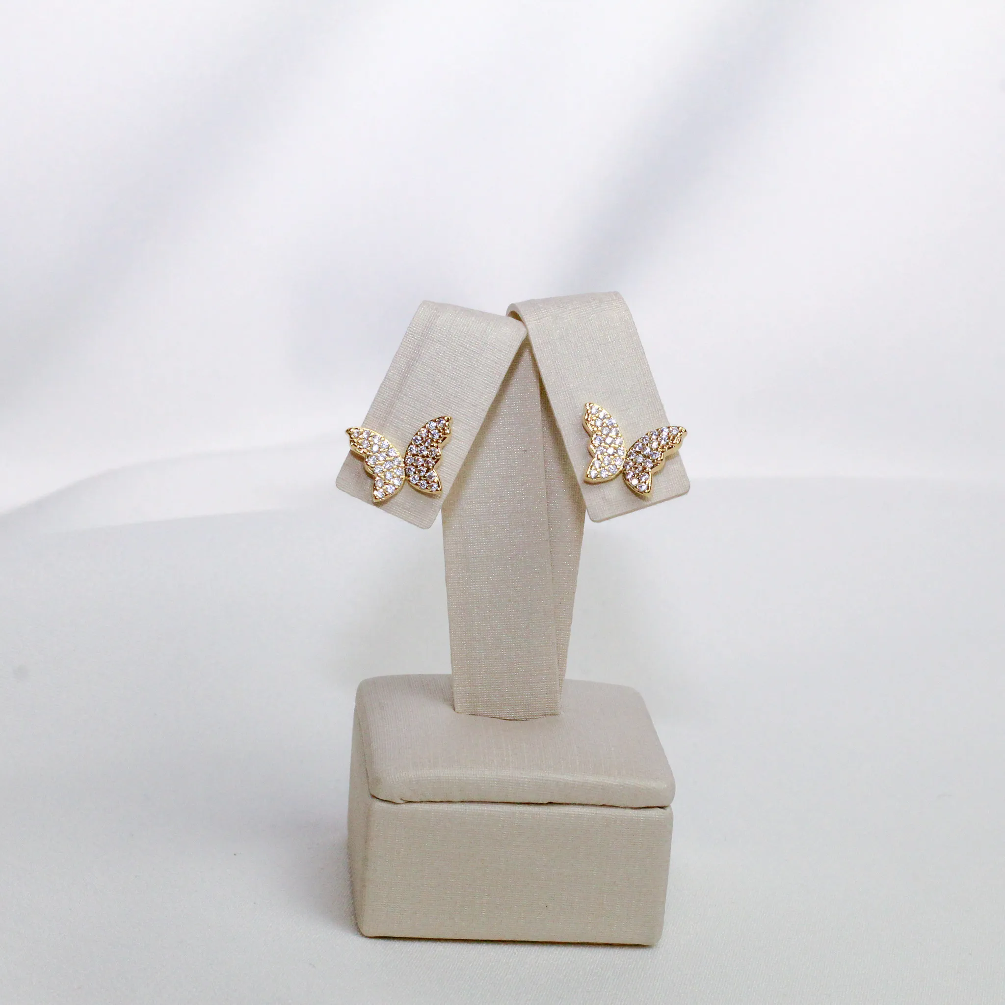 BRINCO BORBOLETA CRISTAL BANHO OURO 18K