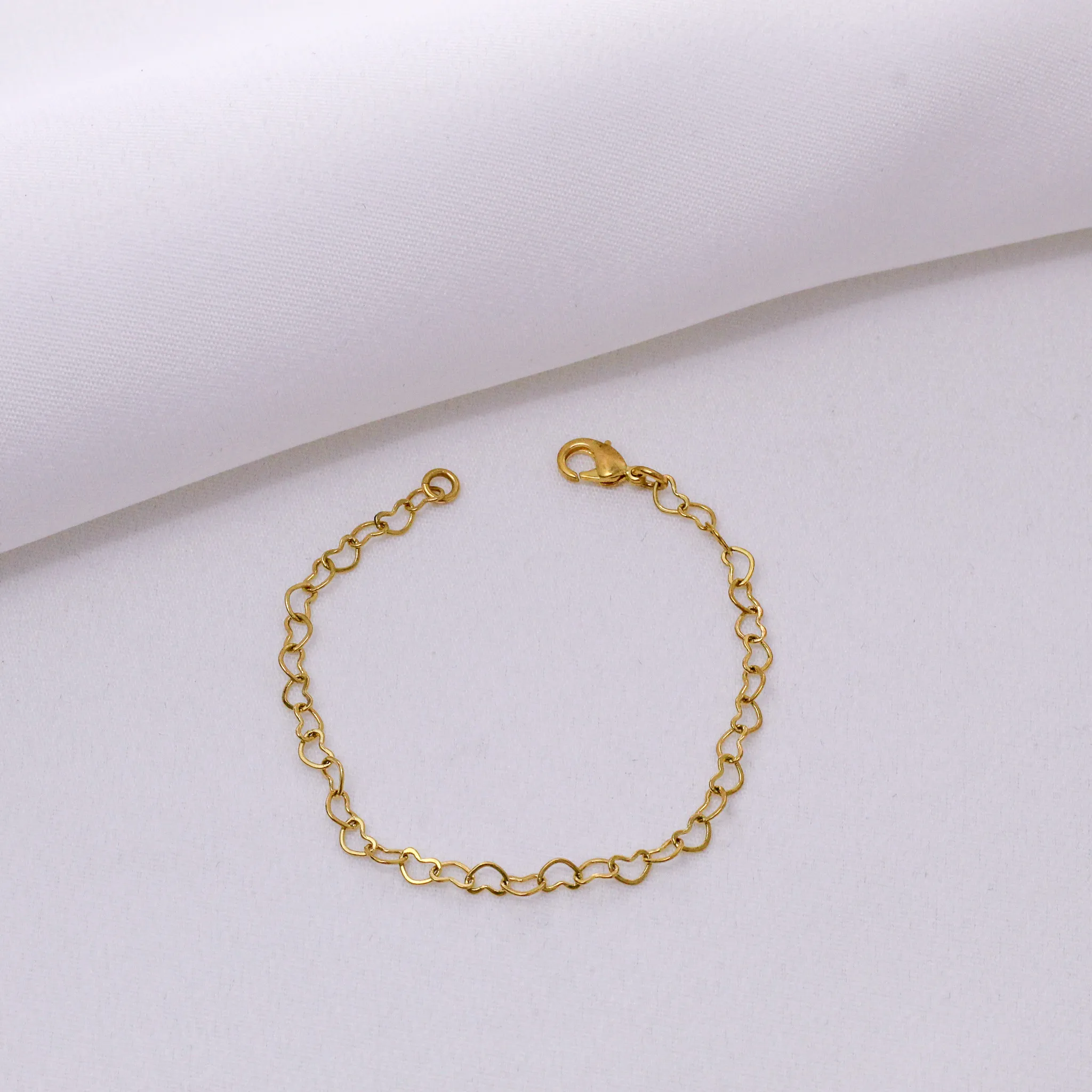 PULSEIRA CORAÇÃO PP BANHO OURO 18K