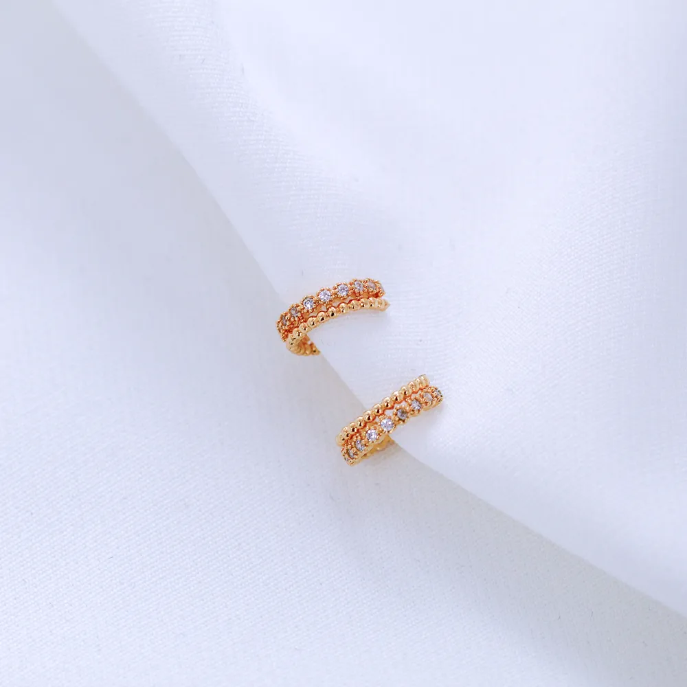 BRINCO PIERCING ZIRCÔNIAS BANHO OURO 18K
