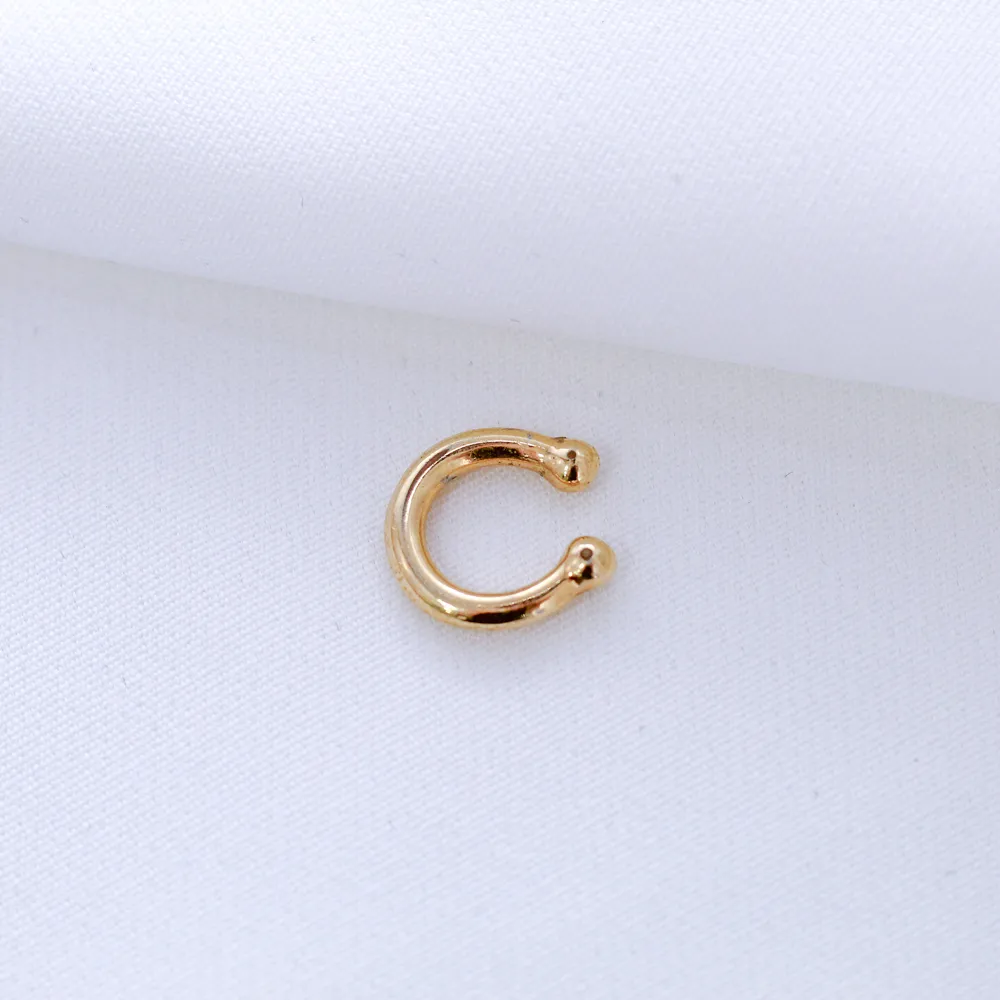 BRINCO FAKE ARGOLA LISA MINI BANHO OURO 18K