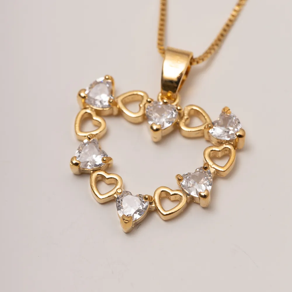 CONJUNTO CORAÇÃO CRISTAL BANHO OURO 18K