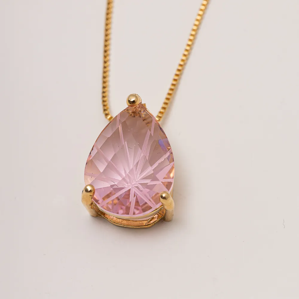 CONJUNTO GOTA COM PEDRA ROSA CLARO P BANHO OURO 18K