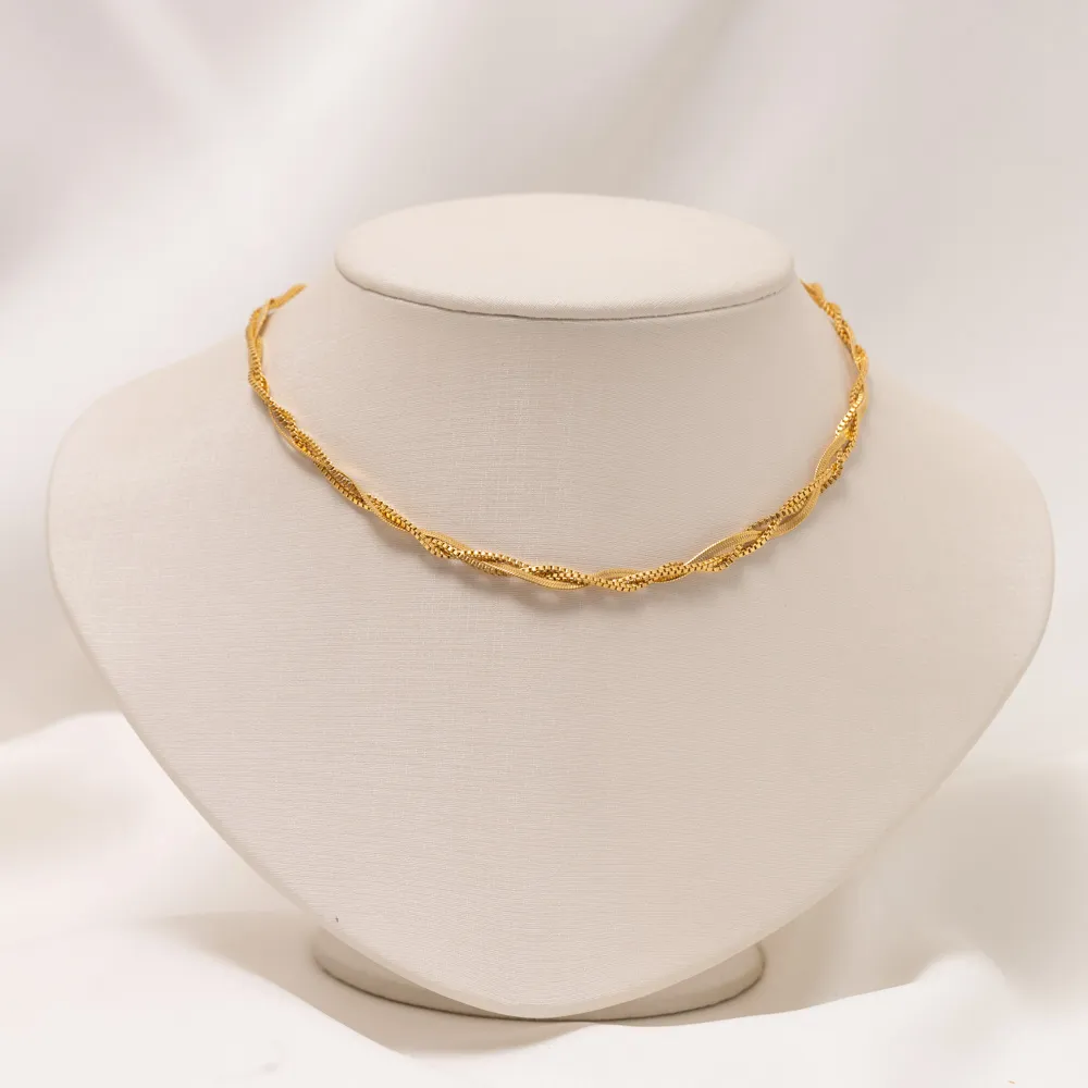 CHOKER TRANÇADA BANHO OURO 18K
