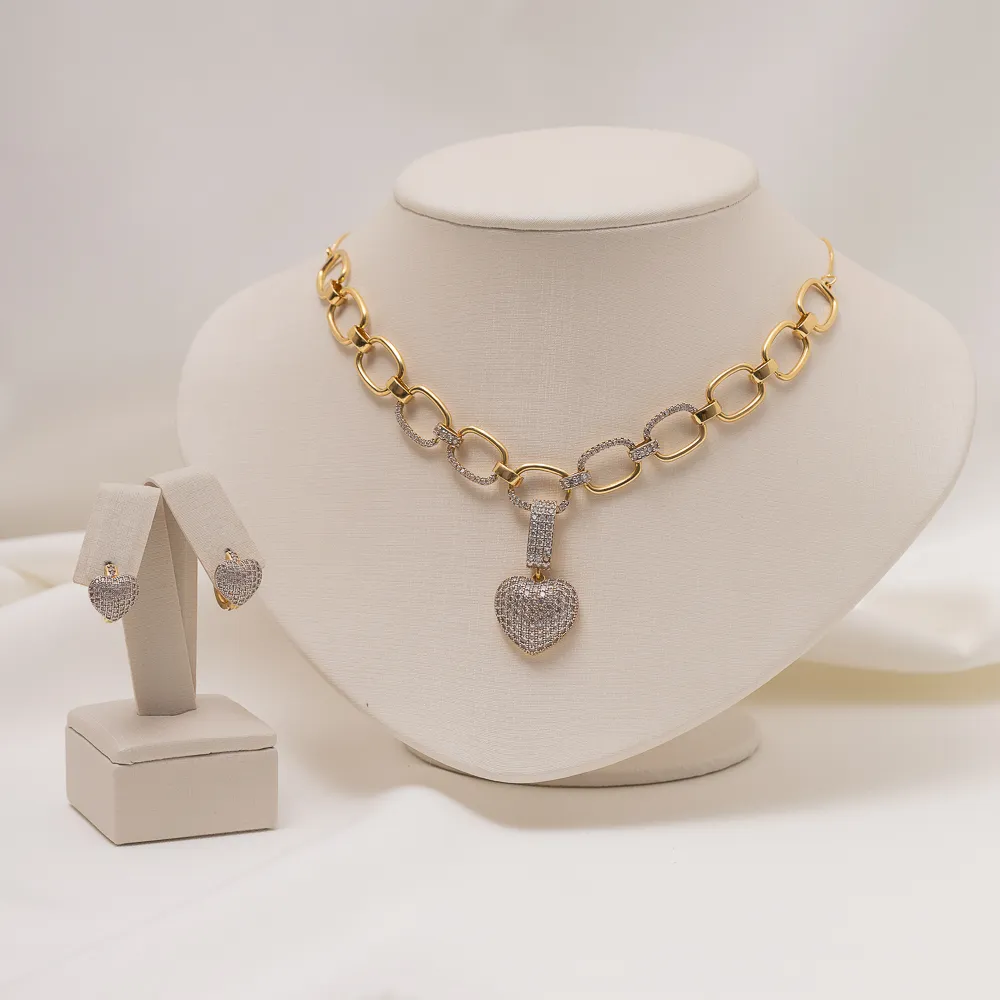 CONJUNTO CORAÇÃO GRANDE BANHO OURO 18K