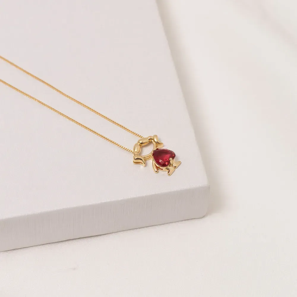 COLAR PINGENTE FILHA PEDRA VERMELHA BANHO OURO 18K