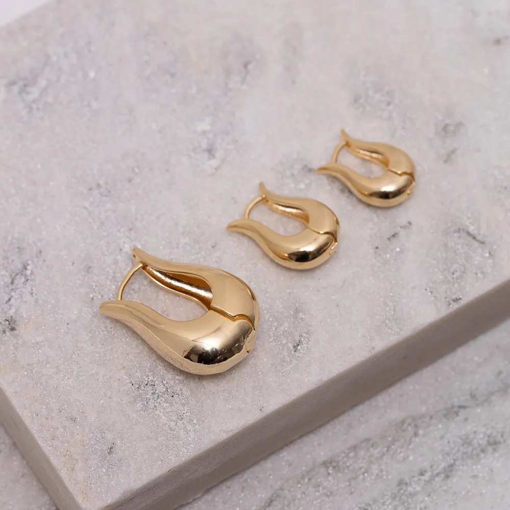 BRINCO ARGOLA BAULADA P BANHO OURO 18K