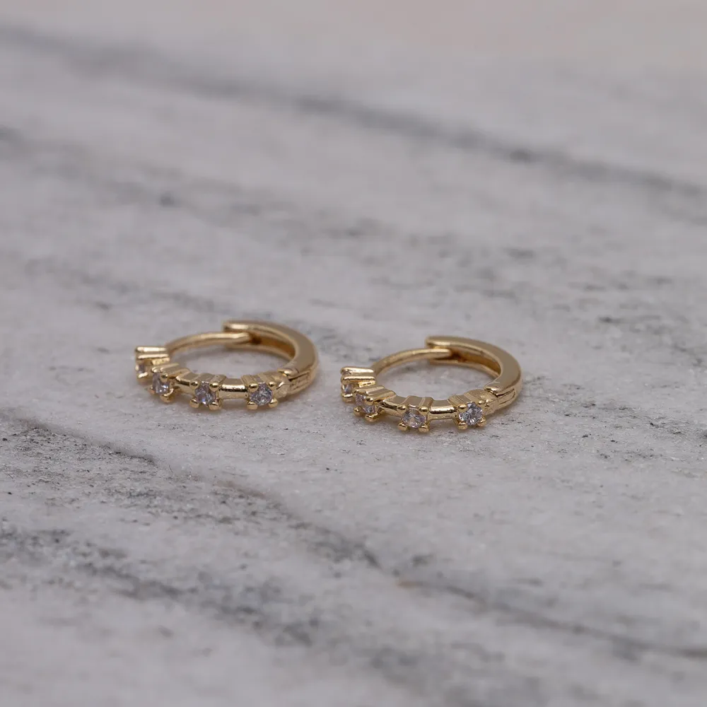 BRINCO ARGOLINHA SEGUNDO FURO BANHO OURO 18K